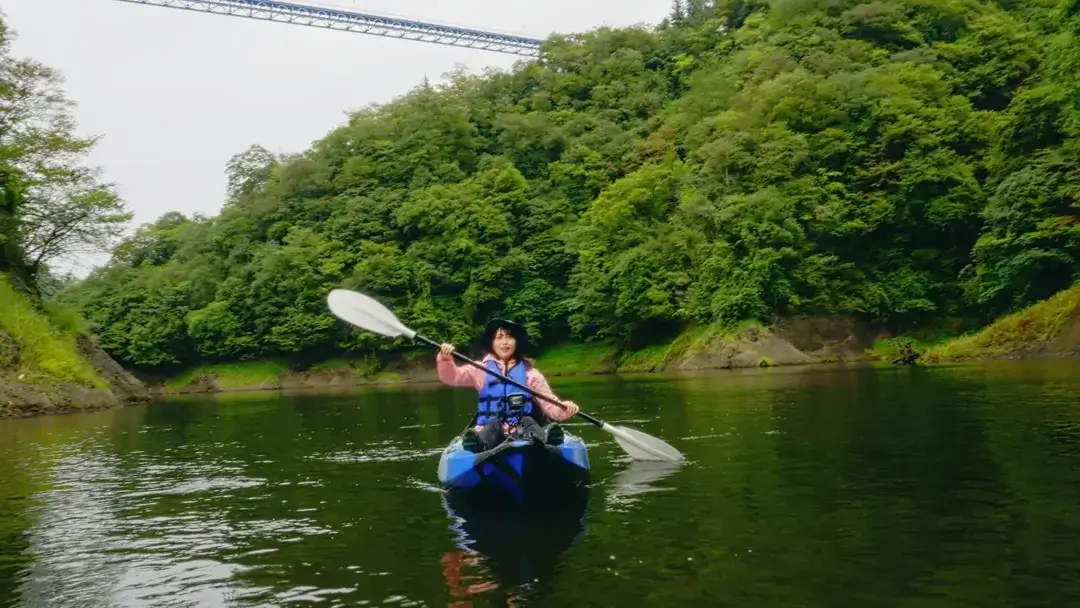 茨城観光PR：加藤里保菜のカヌーシーン