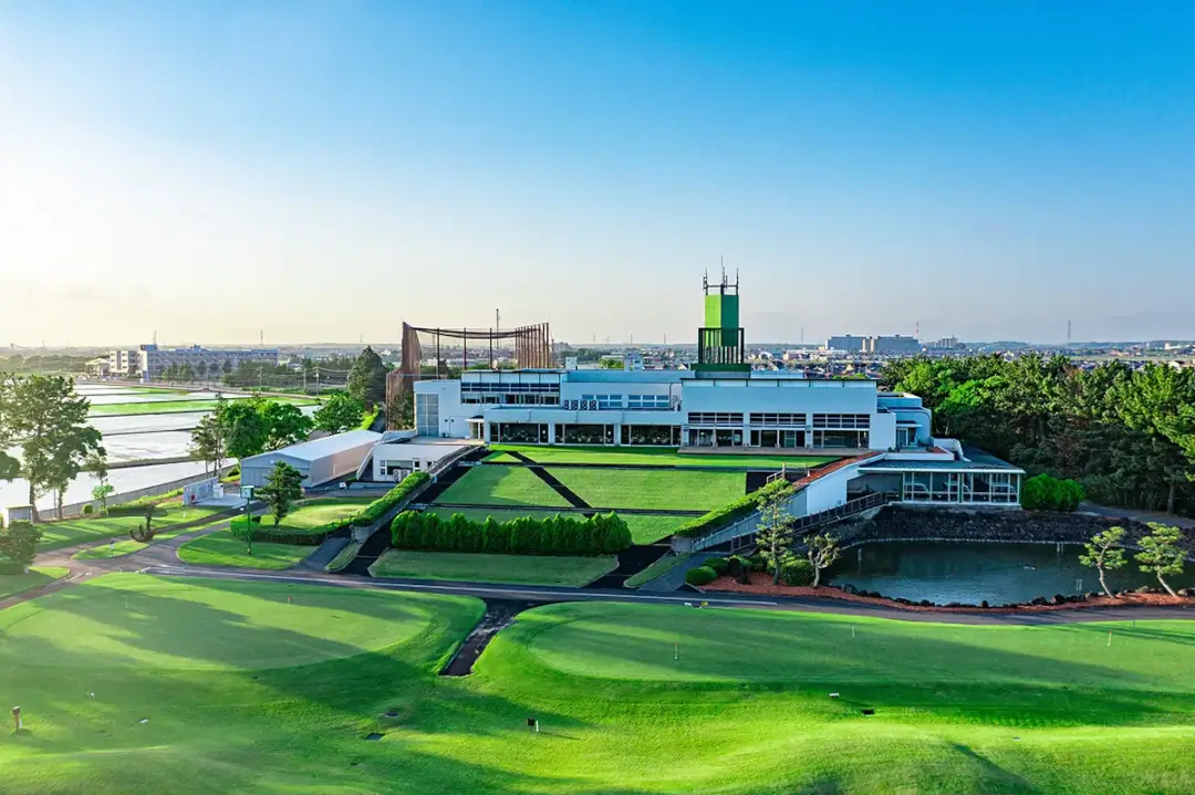 取手市：取手桜が丘ゴルフクラブの外観